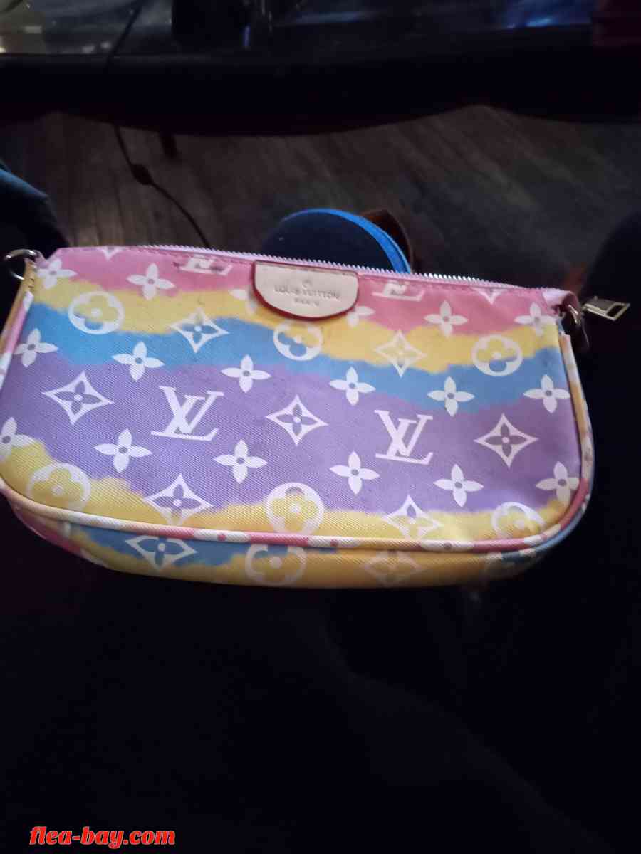 hand bags - Decatur, Illinois