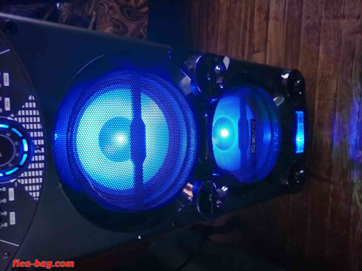 (DOLPHIN KARAOKE BLUETOOTH 2X10" WOOFER TOUCH SCREEN SPEAKER - El Paso, Texas - FleaMarketBay