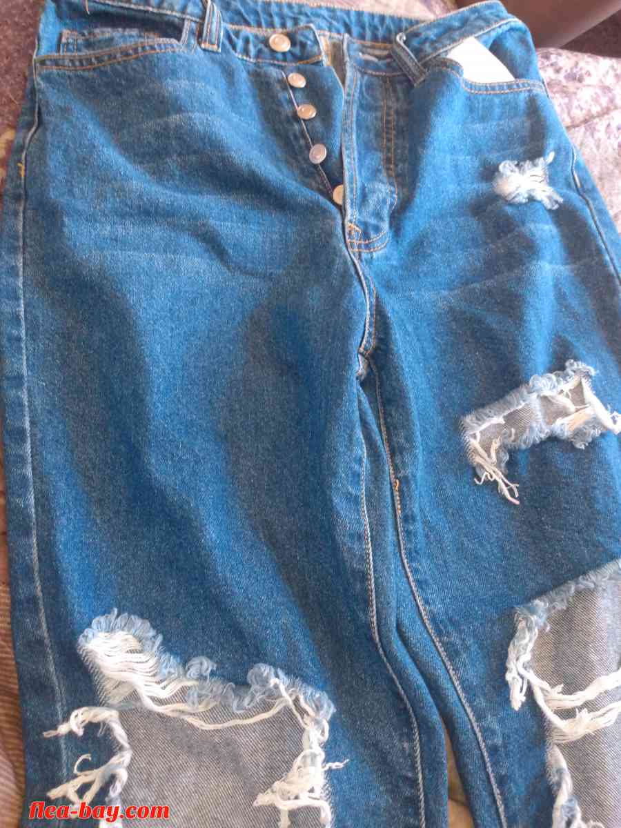 High waisted Ripped Jeans - Somerset, New Jersey - FleaMarketBay