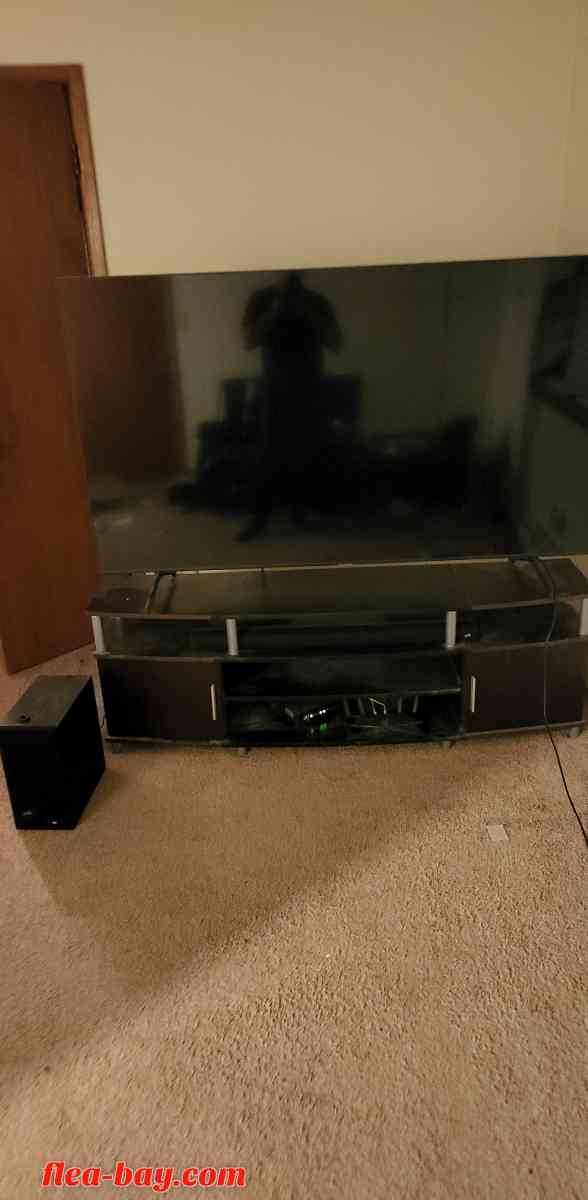 75in tv with entertainment center and soundbar with subwoofe - Clive, Iowa - FleaMarketBay