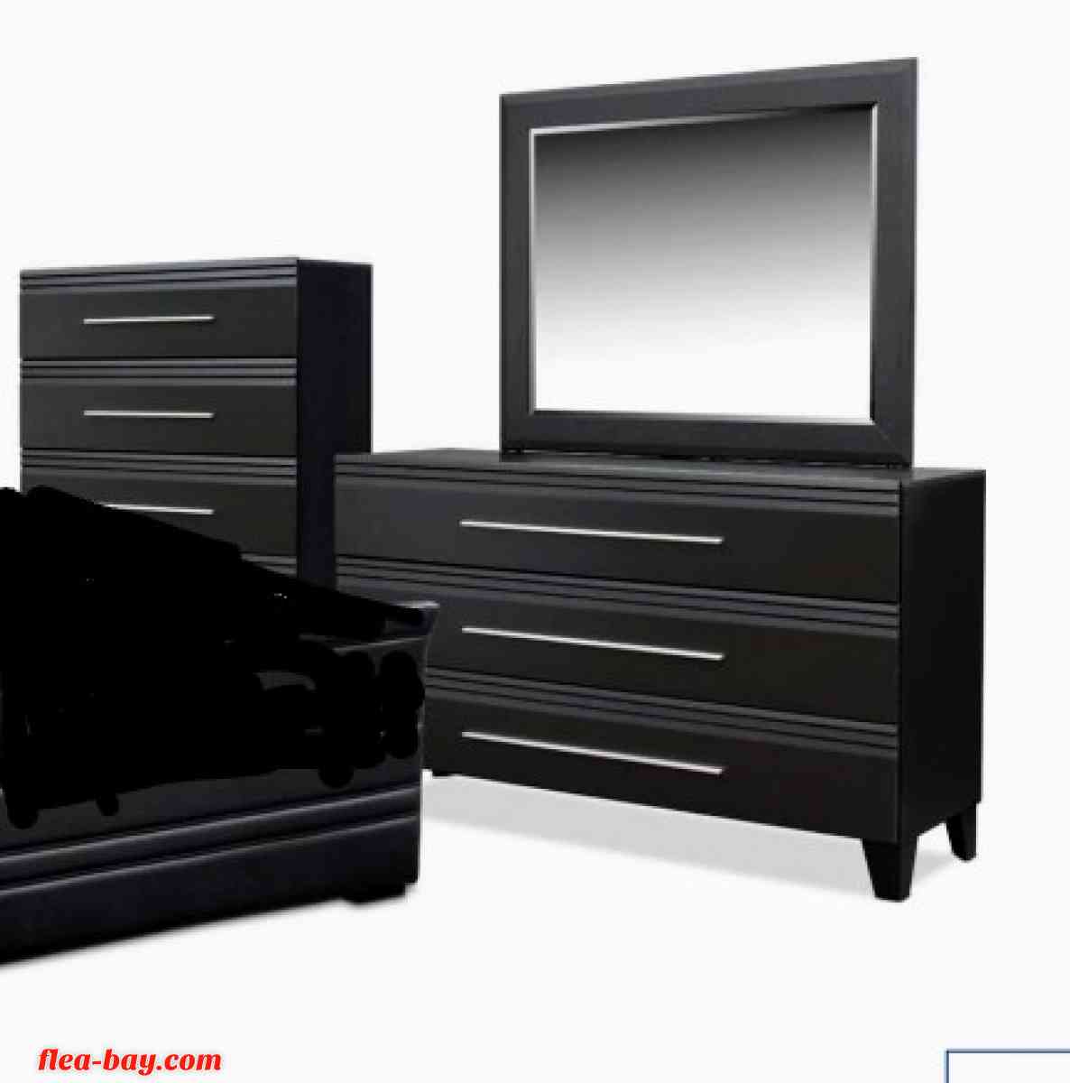 New Deal II Dresser Set