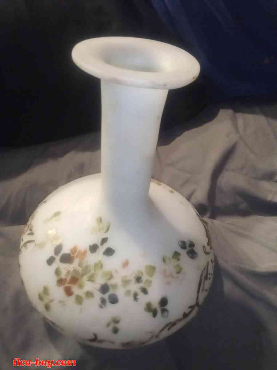 vintage vase - Logansport, Louisiana - FleaMarketBay