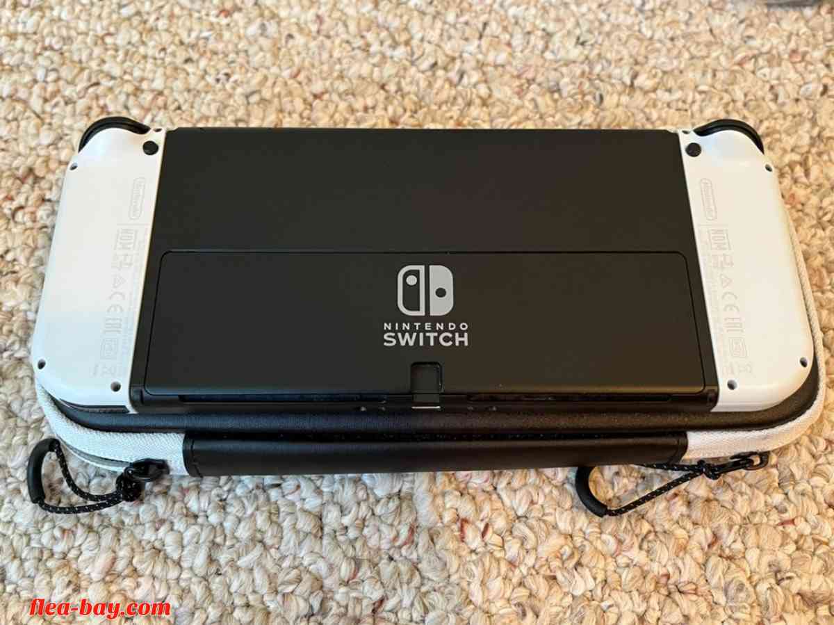 OLED Nintendo switch bundle - Aberdeen, Washington - FleaMarketBay