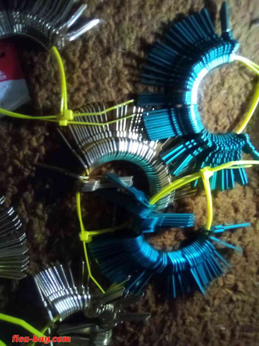 key blanks - Tacoma, Washington - FleaMarketBay