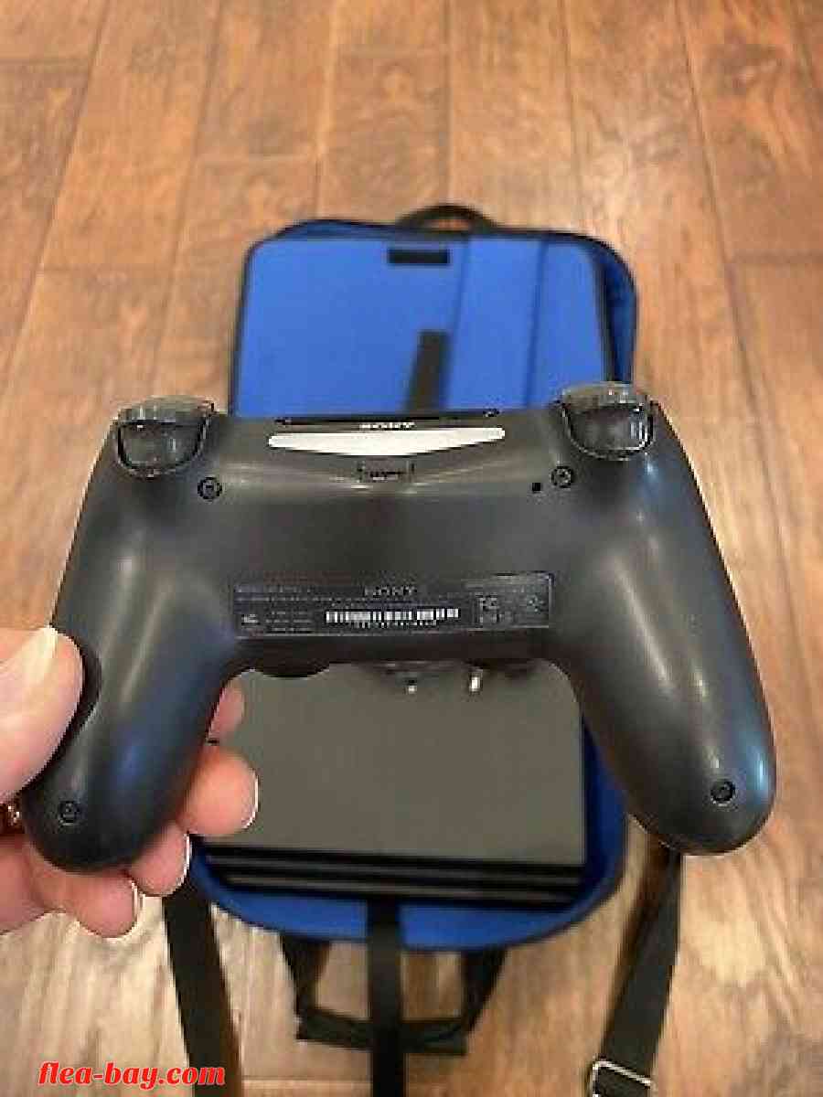 Playstation 4 - Adona, Arkansas - FleaMarketBay