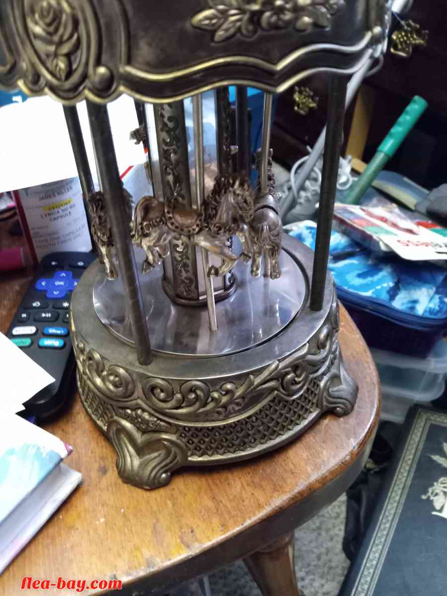 1970's carousel music box - Manistee, Michigan - FleaMarketBay
