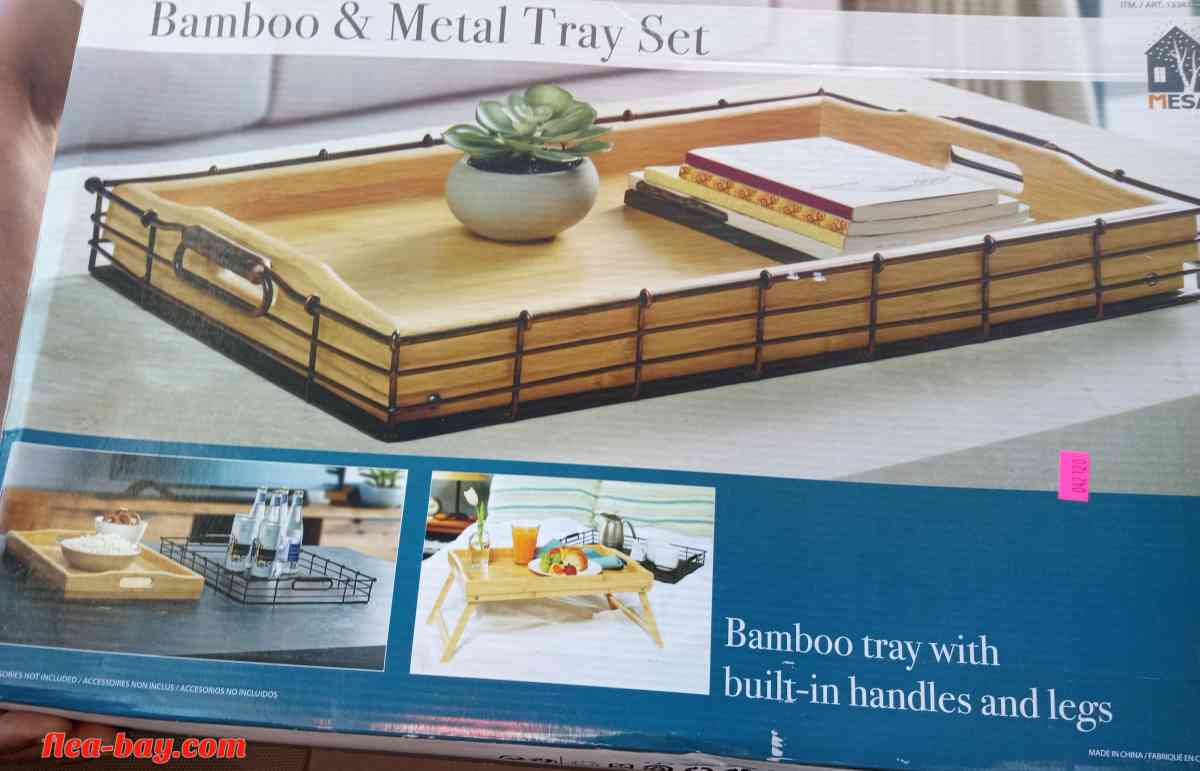 BAMBOO TRAY WITH BUILT IN HANDLE - Bolingbrook, Illinois