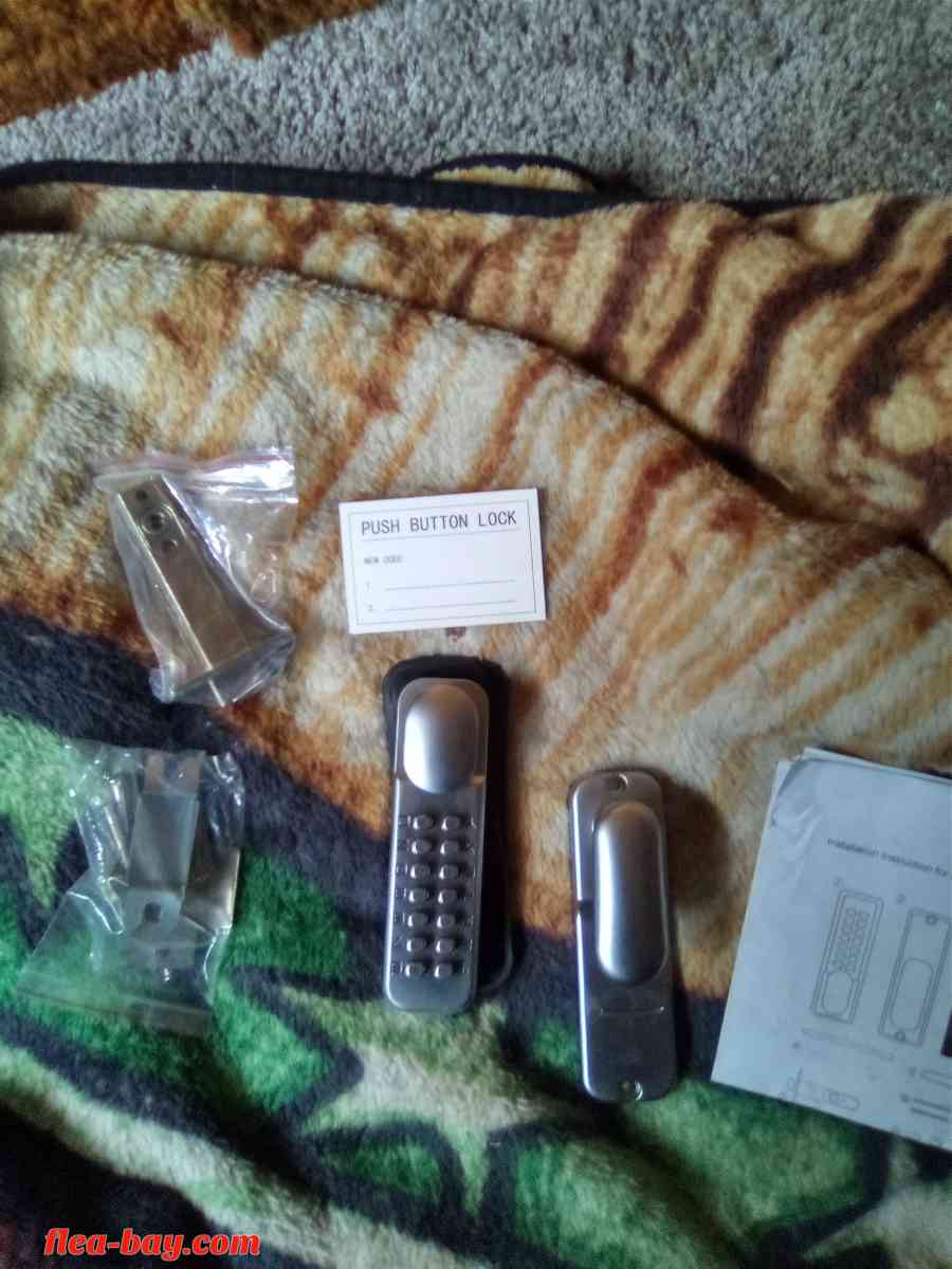 COMBINATION PUSH BUTTON SECURITY LOCK