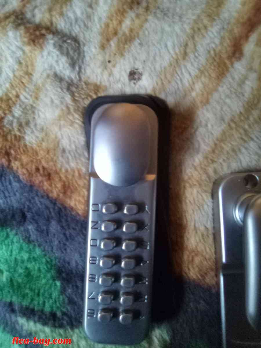 COMBINATION PUSH BUTTON SECURITY LOCK - Tacoma, Washington - FleaMarketBay