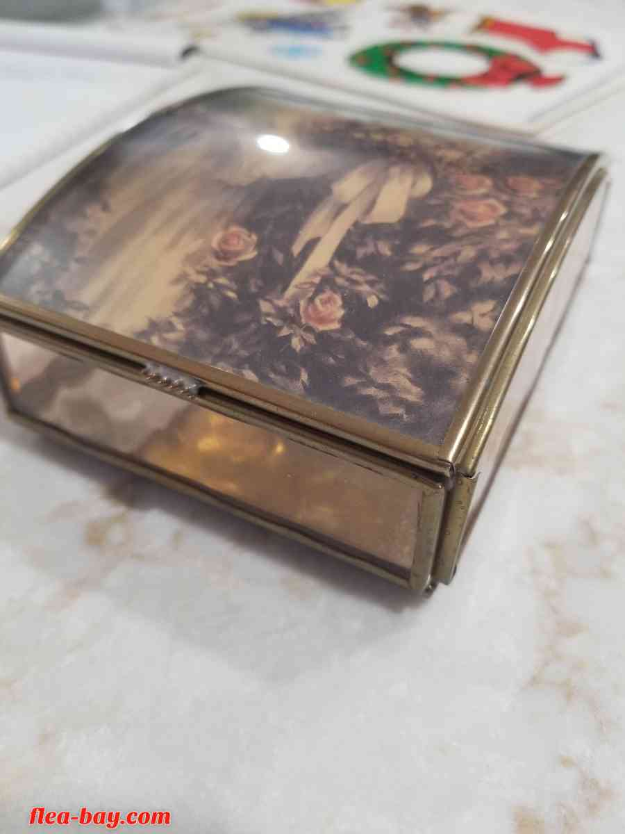 Vintage Glass Metal Trinket Box Jewelry Box - Hobart, Indiana - FleaMarketBay