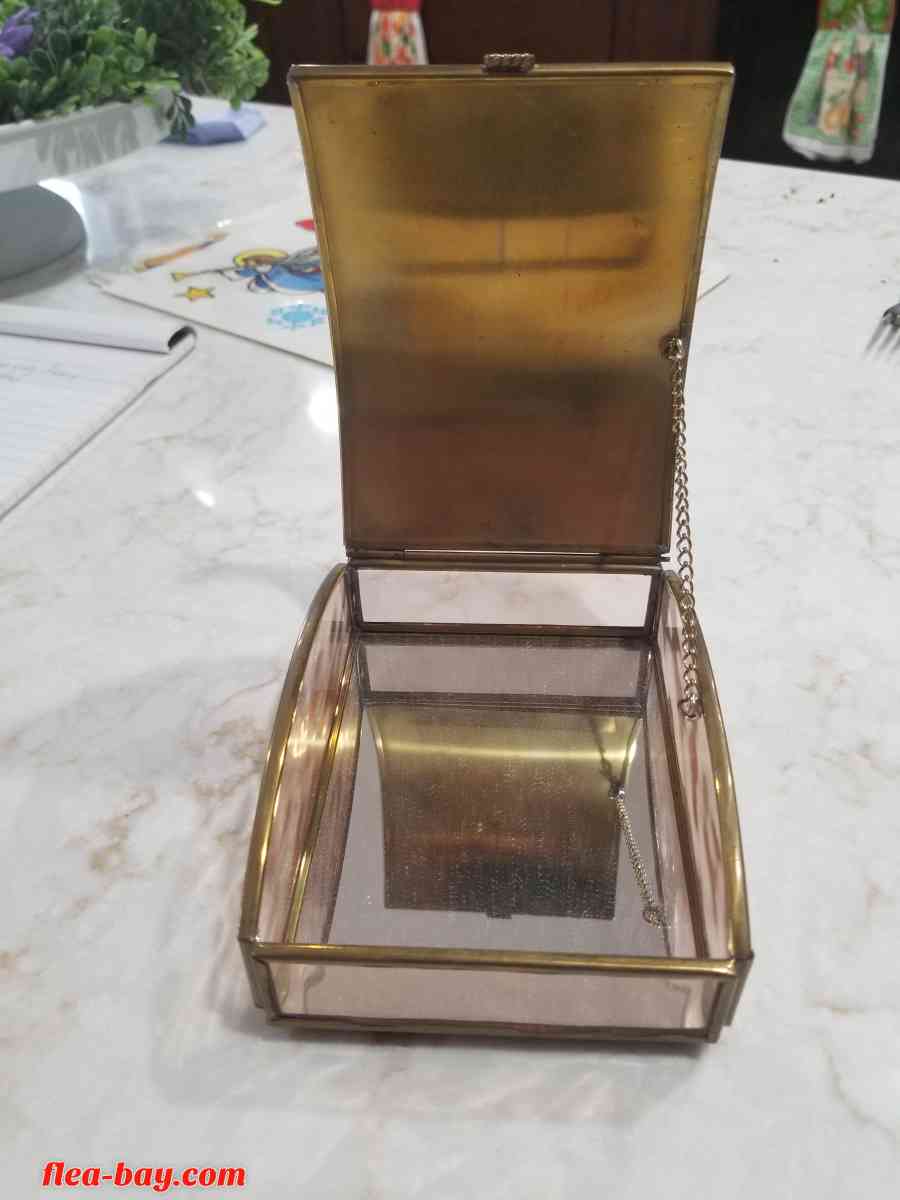 Vintage Glass Metal Trinket Box Jewelry Box - Hobart, Indiana - FleaMarketBay