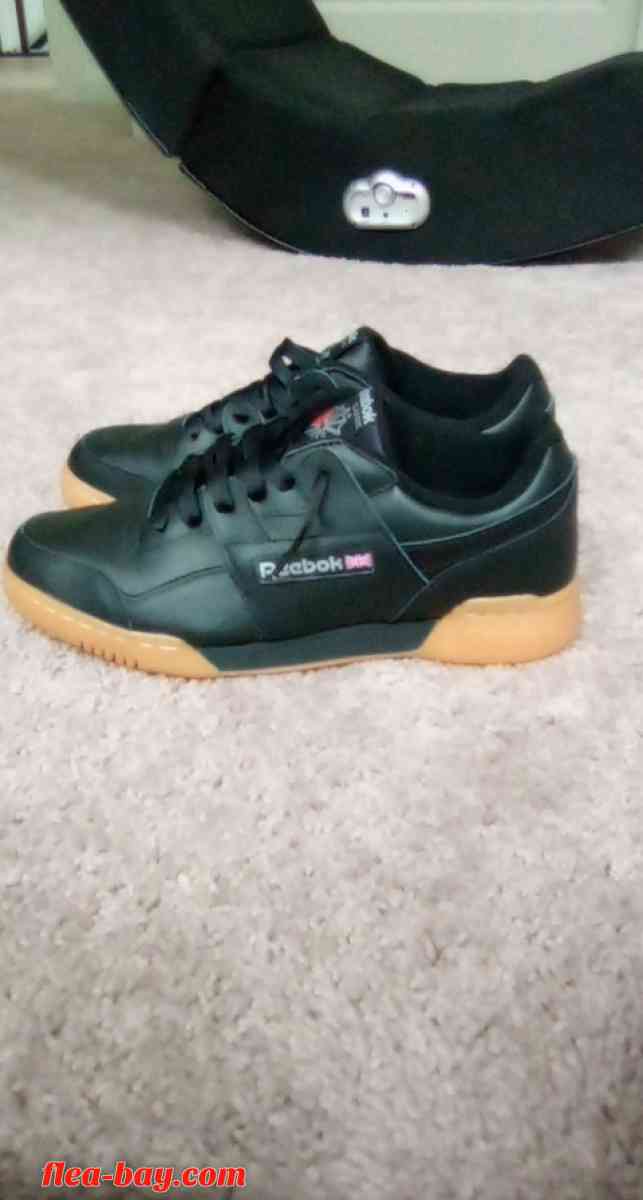 Reebok workout plus sneakers - Miamisburg, Ohio - FleaMarketBay