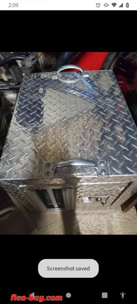 dog box - Ashland, Kentucky - FleaMarketBay