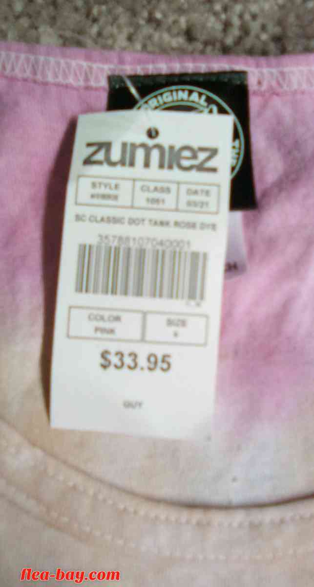 Zumiez Santa Cruz shirt - Miamisburg, Ohio - FleaMarketBay