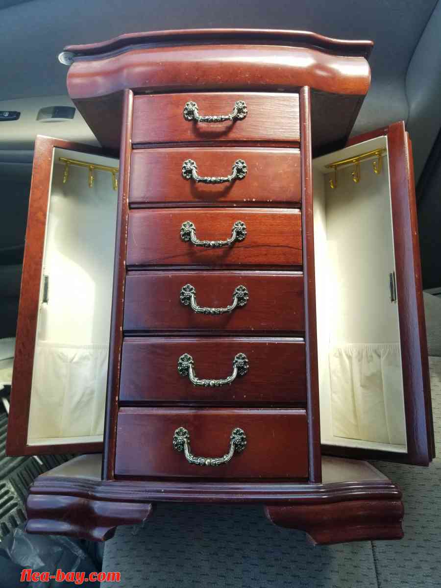 jelwery box - Gulfport, Mississippi - FleaMarketBay
