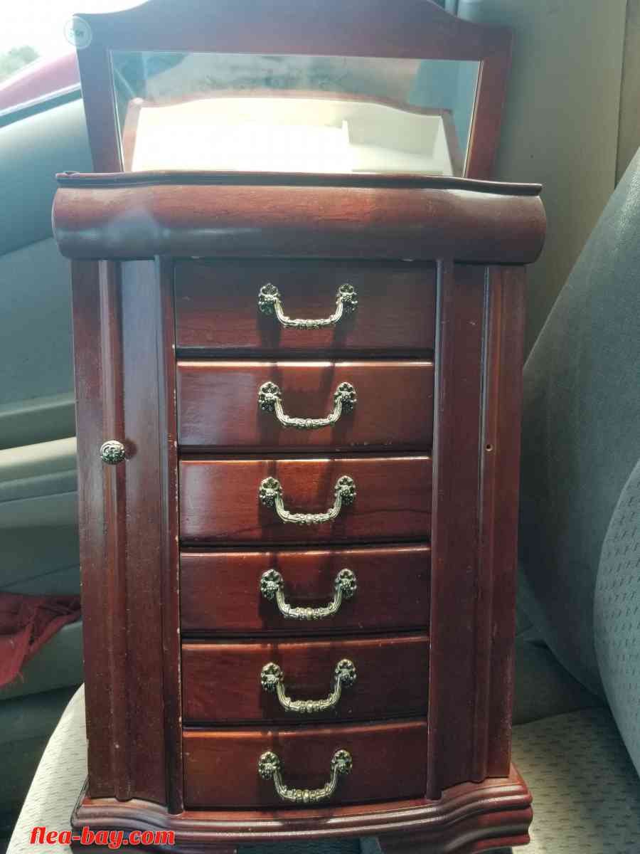 jelwery box - Gulfport, Mississippi - FleaMarketBay