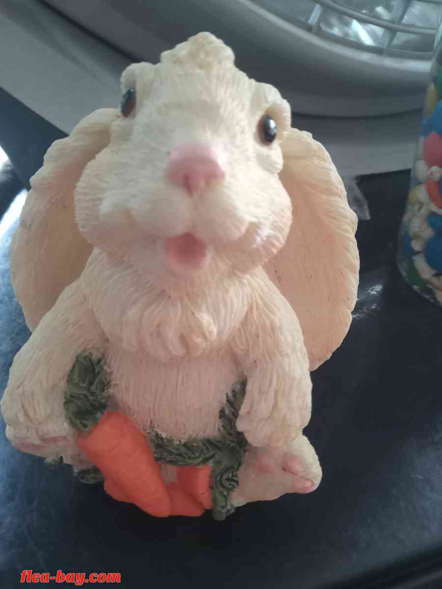 Nik Nak (Ceramic Handpainted Bunny) - Rochester, New York