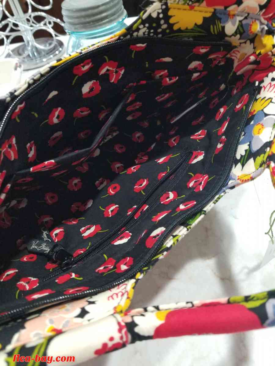 Retired Vera Bradley Purse Handbag Accessories Free Shipping - Hobart, Indiana - FleaMarketBay