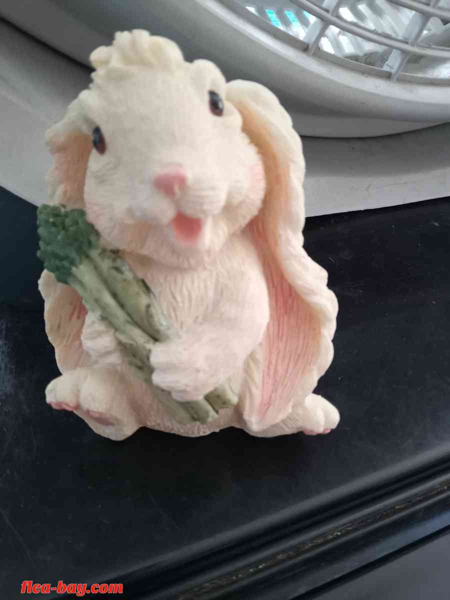 Nik Nak (Ceramic Handpainted Bunny) - Rochester, New York