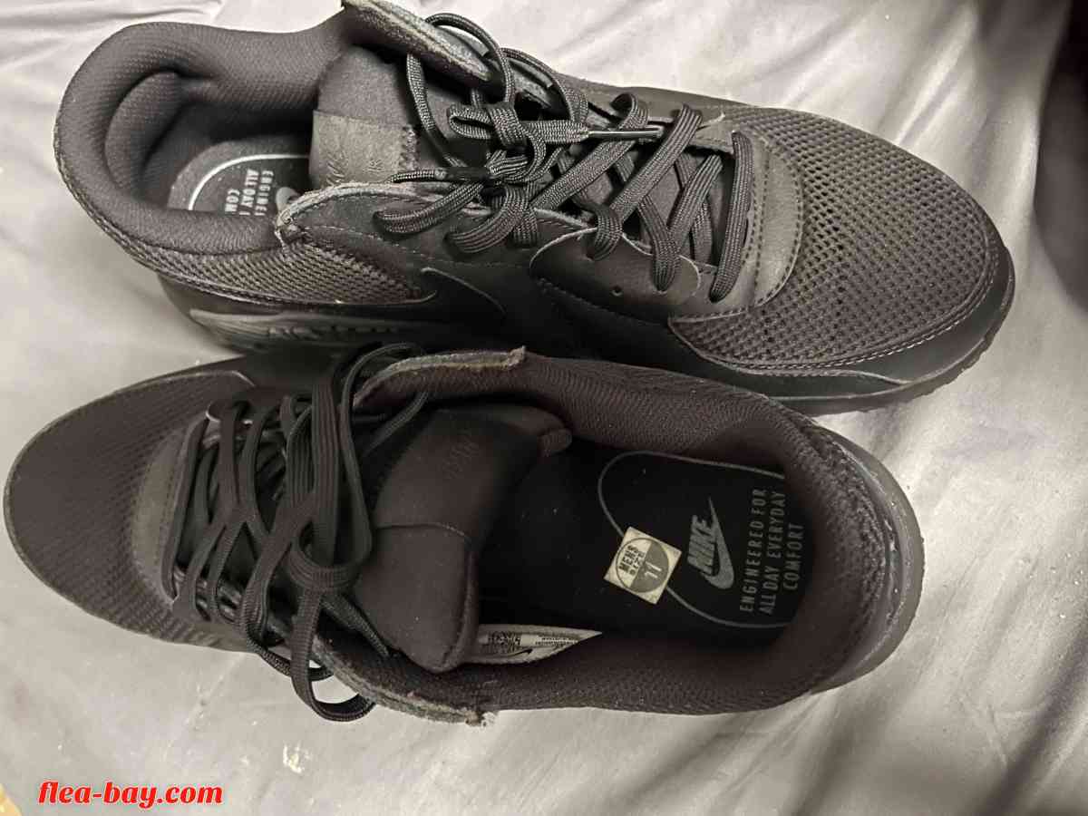 Name brand shoes and handbag - Atlanta, Georgia - FleaMarketBay