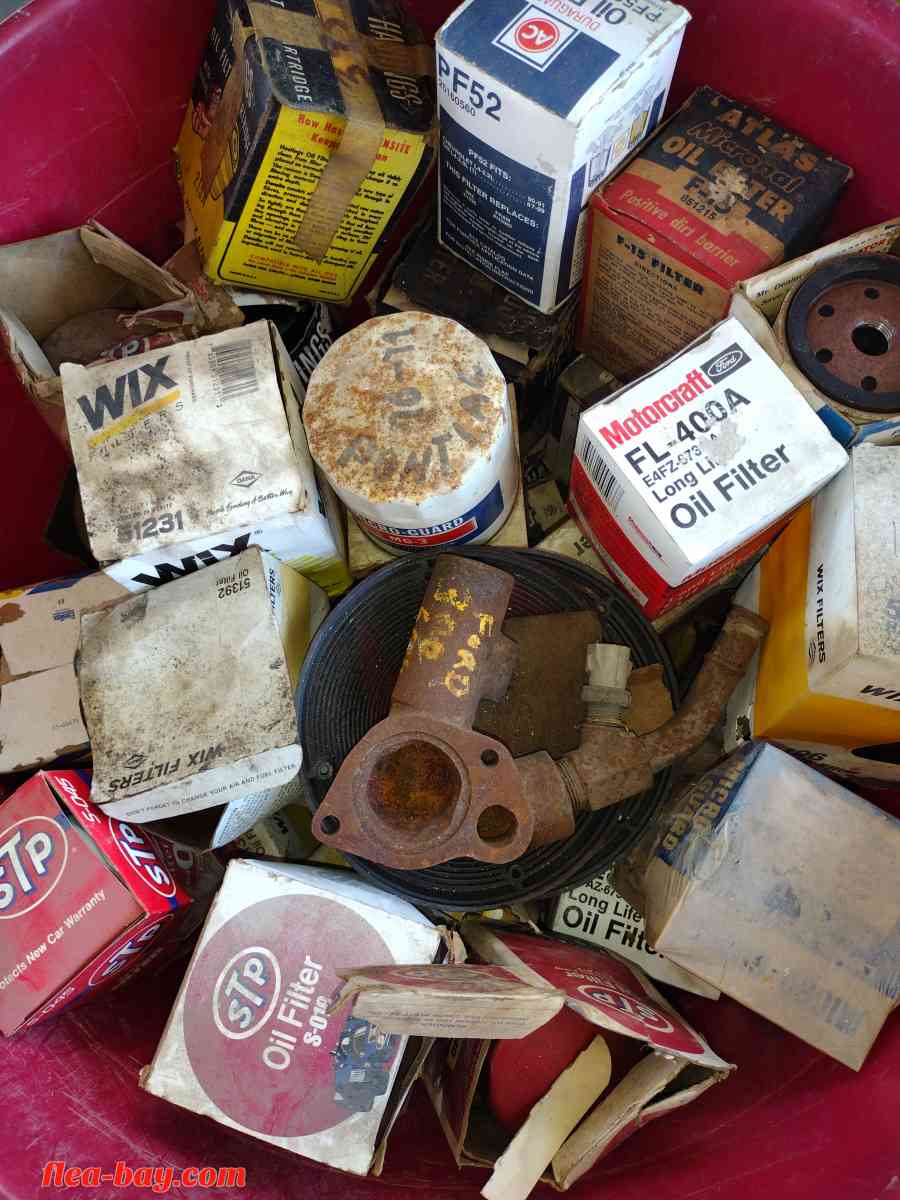 man stuff - Vanderbilt, Texas - FleaMarketBay