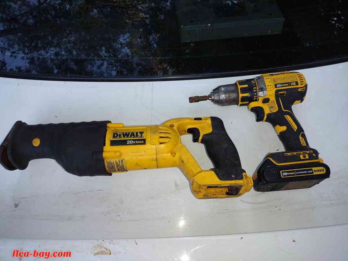 assortment of tools - Guntersville, Alabama - FleaMarketBay