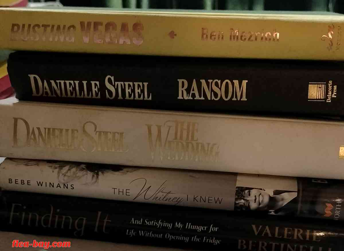 Paperback and Hardback books - Belton, South Carolina - FleaMarketBay