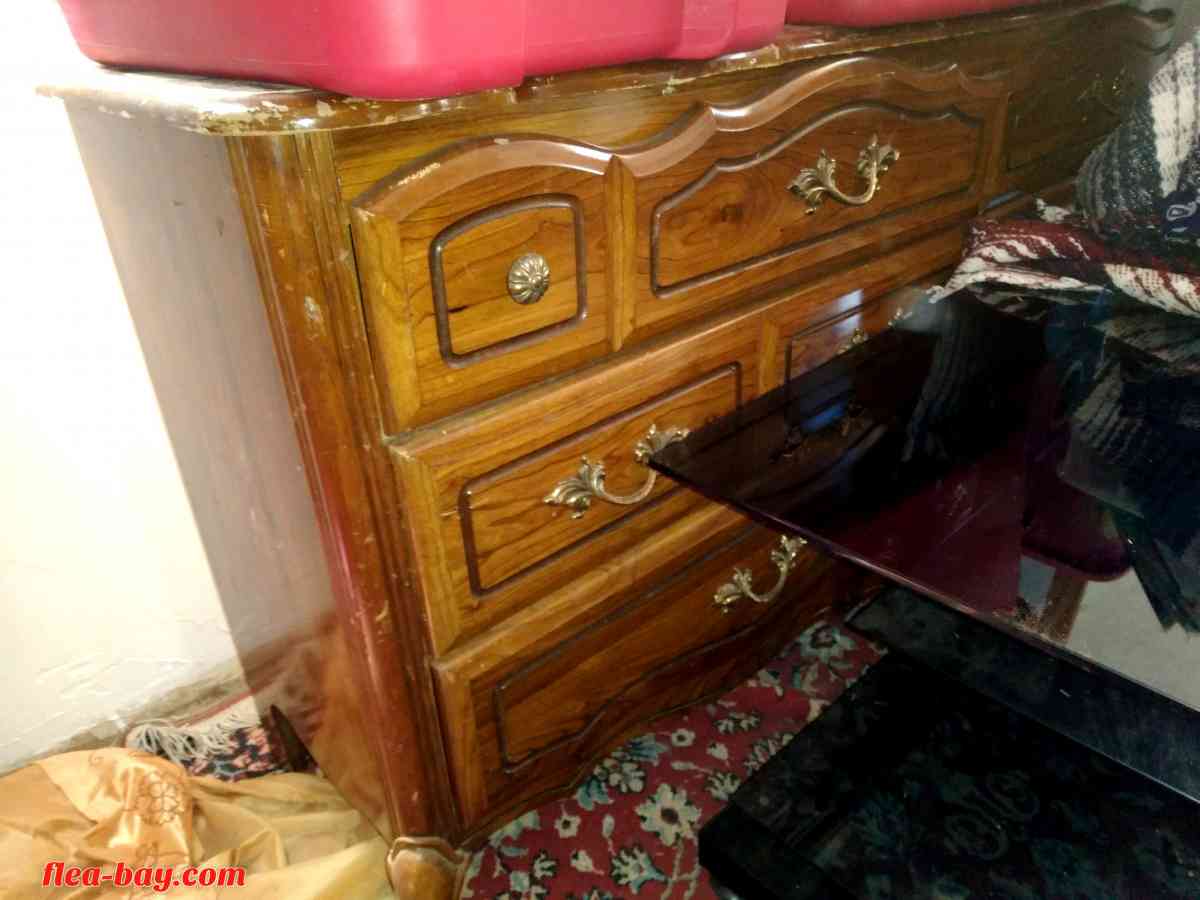 6 drawer Dresser Dresser mirror - Bear, Delaware - FleaMarketBay