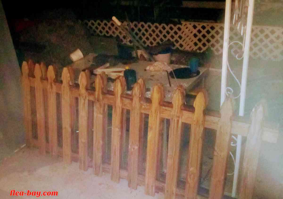 gothic wooden pickets for fence 8 ft. wide by 4 ft high - Hudson, Florida - FleaMarketBay