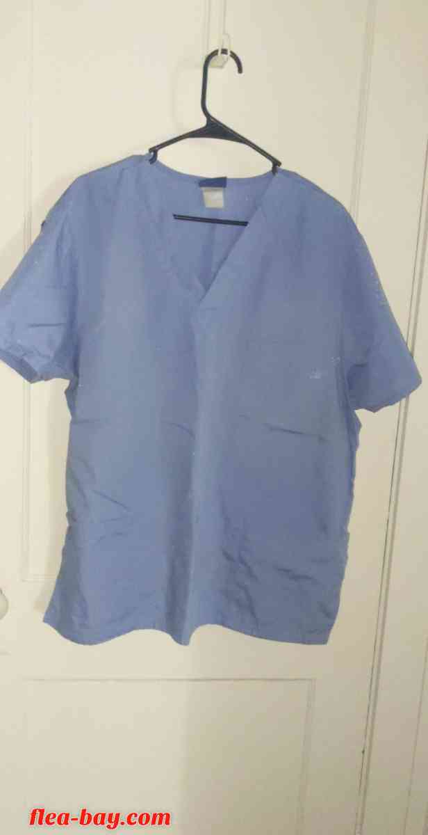Men's scrubs. - Rockford, Illinois