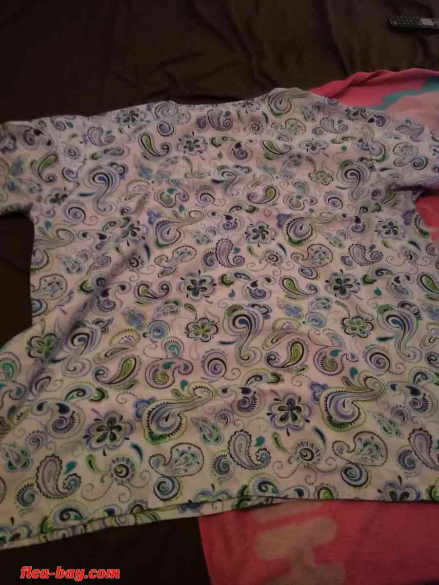 Nurse scrubs Plus Size name your price - Chattanooga, Tennessee - FleaMarketBay