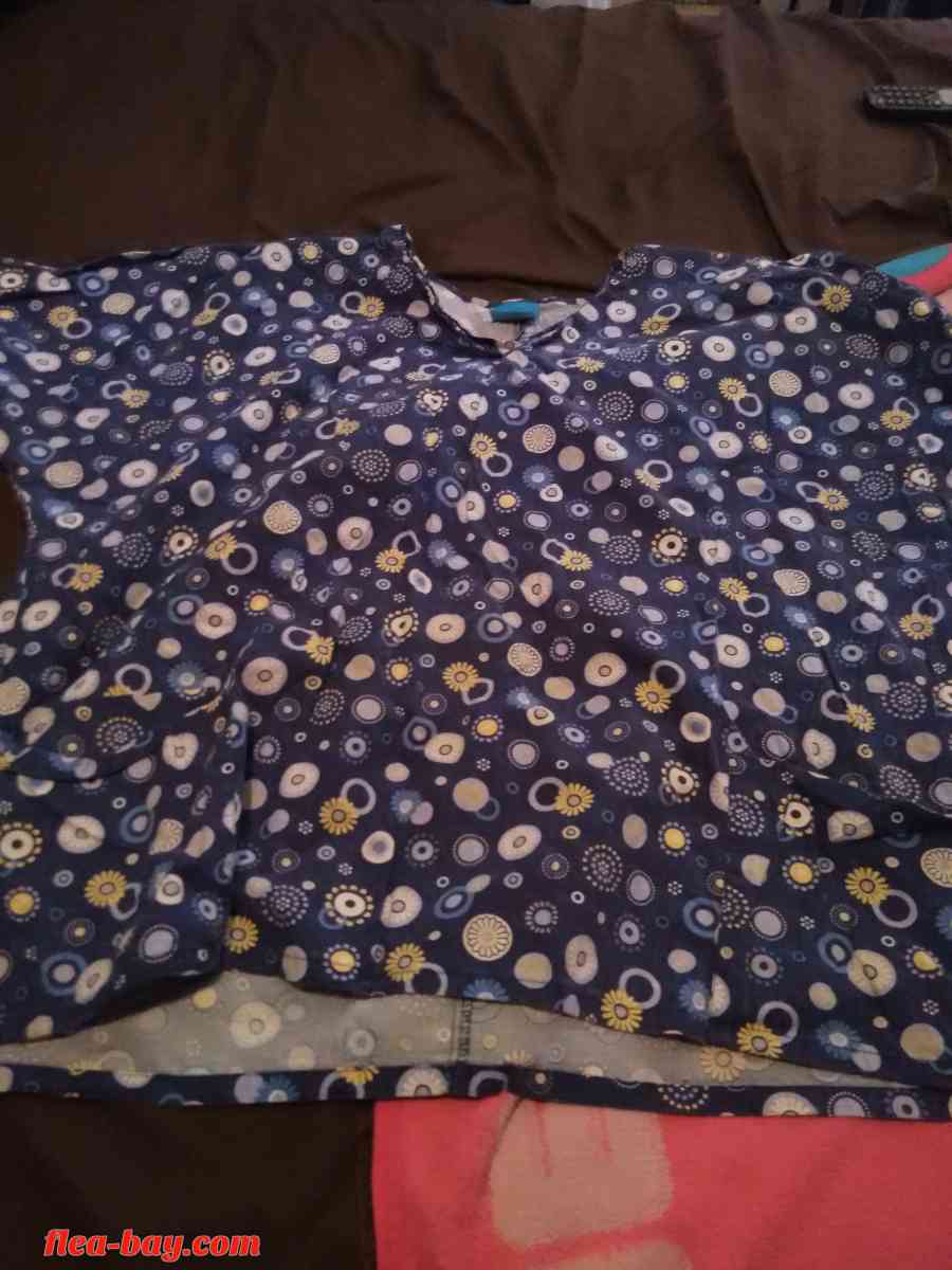 Nurse scrubs Plus Size name your price - Chattanooga, Tennessee - FleaMarketBay