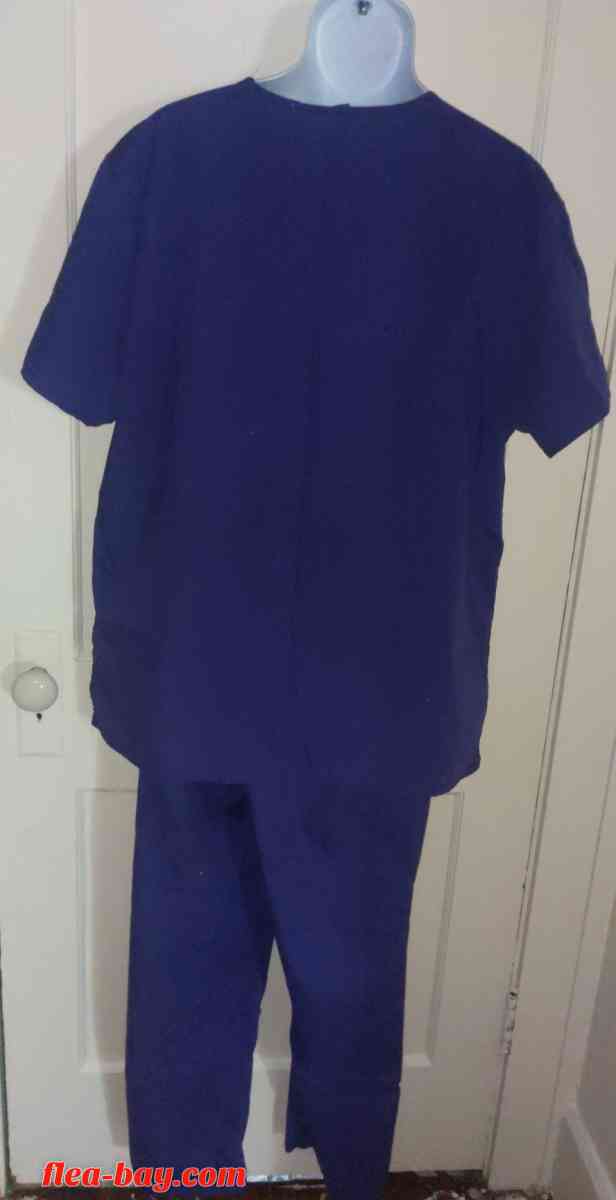 Men's Scrubs. - Rockford, Illinois - FleaMarketBay