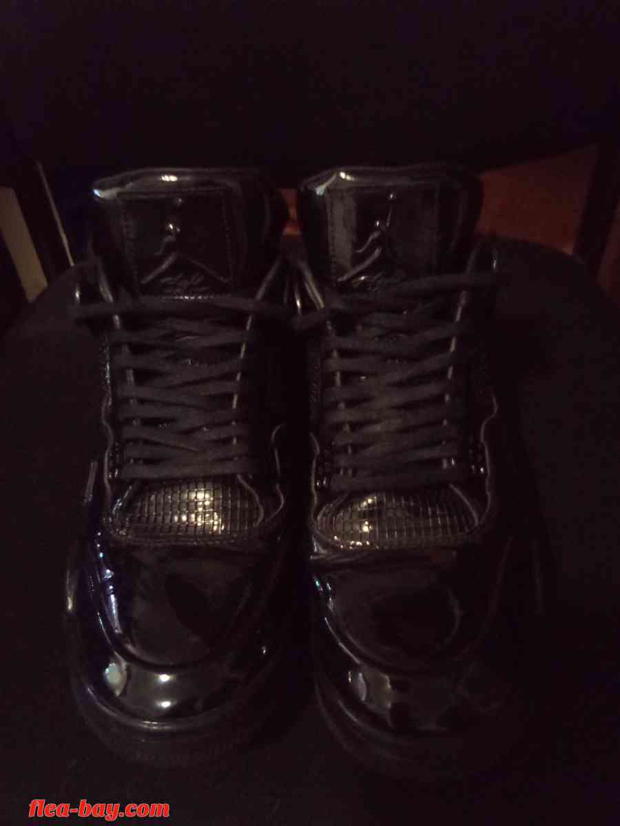 Nike Air Jordans $100 OBO - Stockton, California - FleaMarketBay