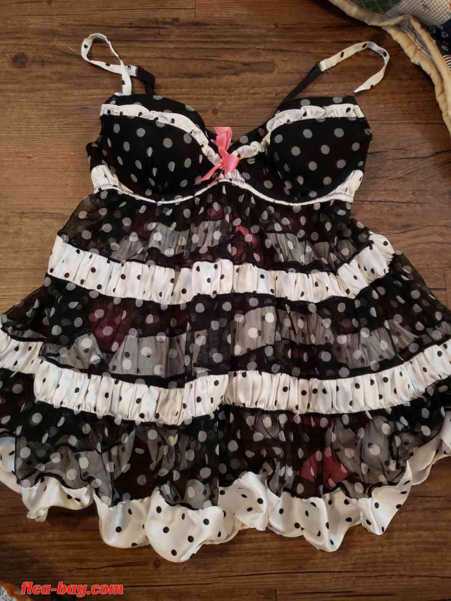 Womans langerie - Bowling Green, Kentucky