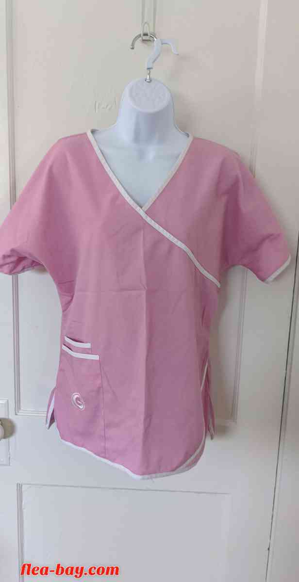 scrub top - Rockford, Illinois