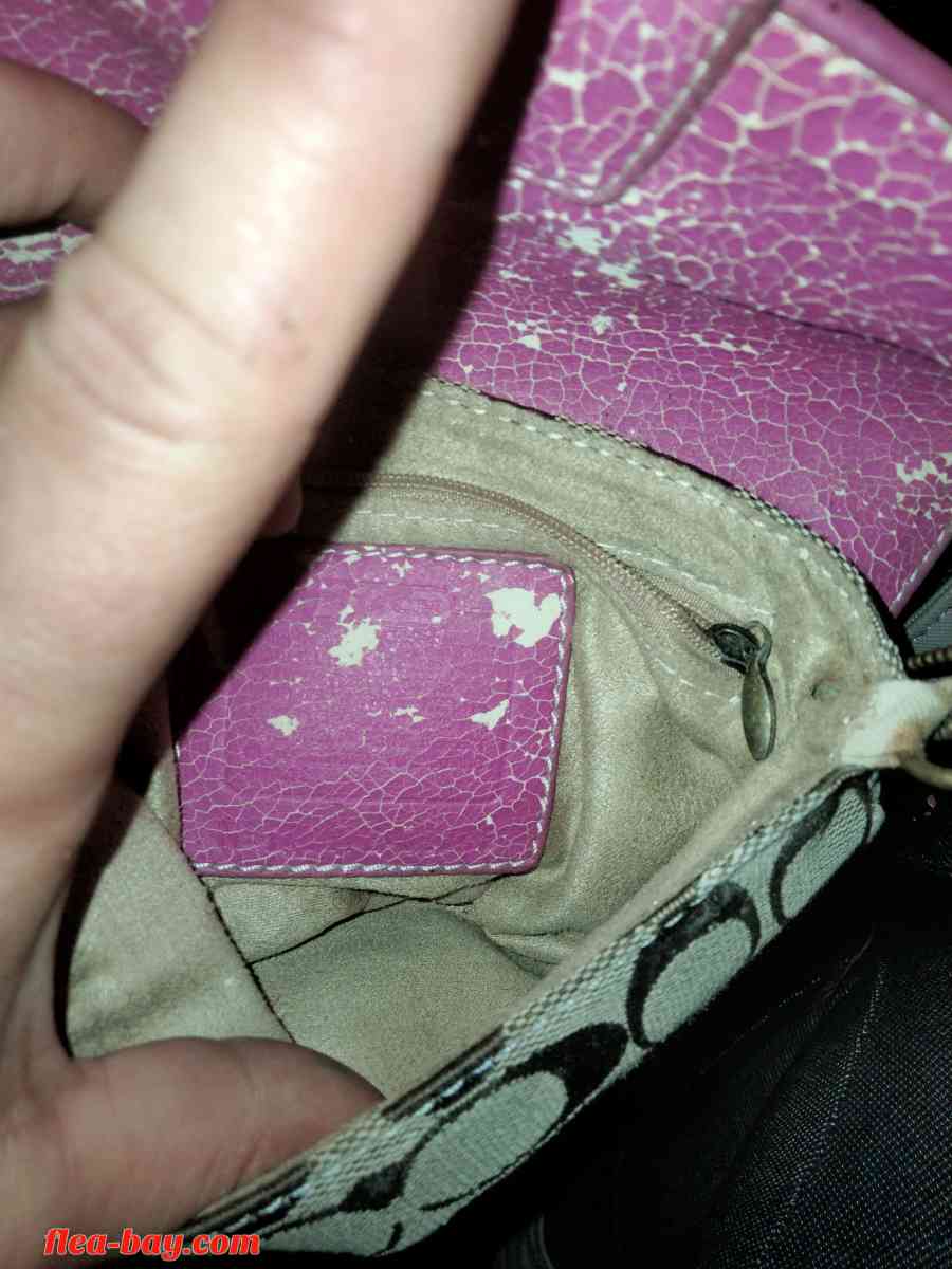 COACH PURSE - Cleburne, Texas - FleaMarketBay