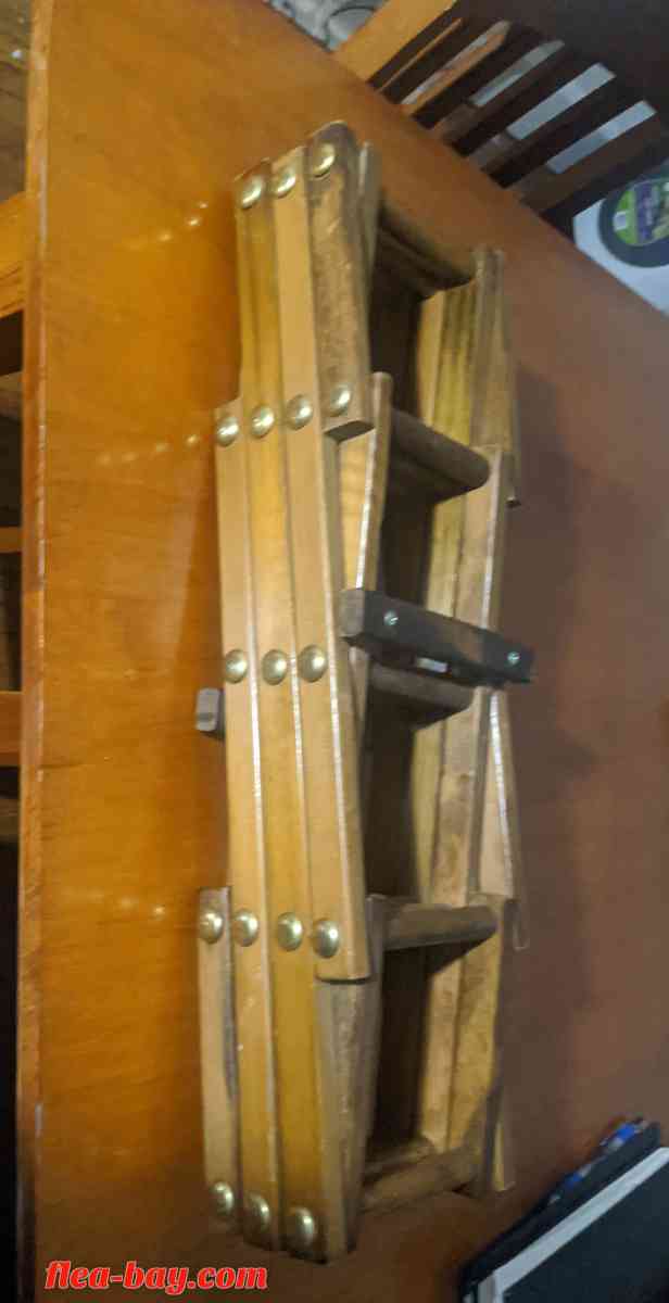 foldable wine wrack - Rockford, Illinois - FleaMarketBay