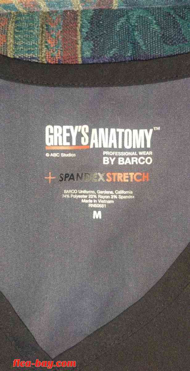 Scrub top - Rockford, Illinois - FleaMarketBay