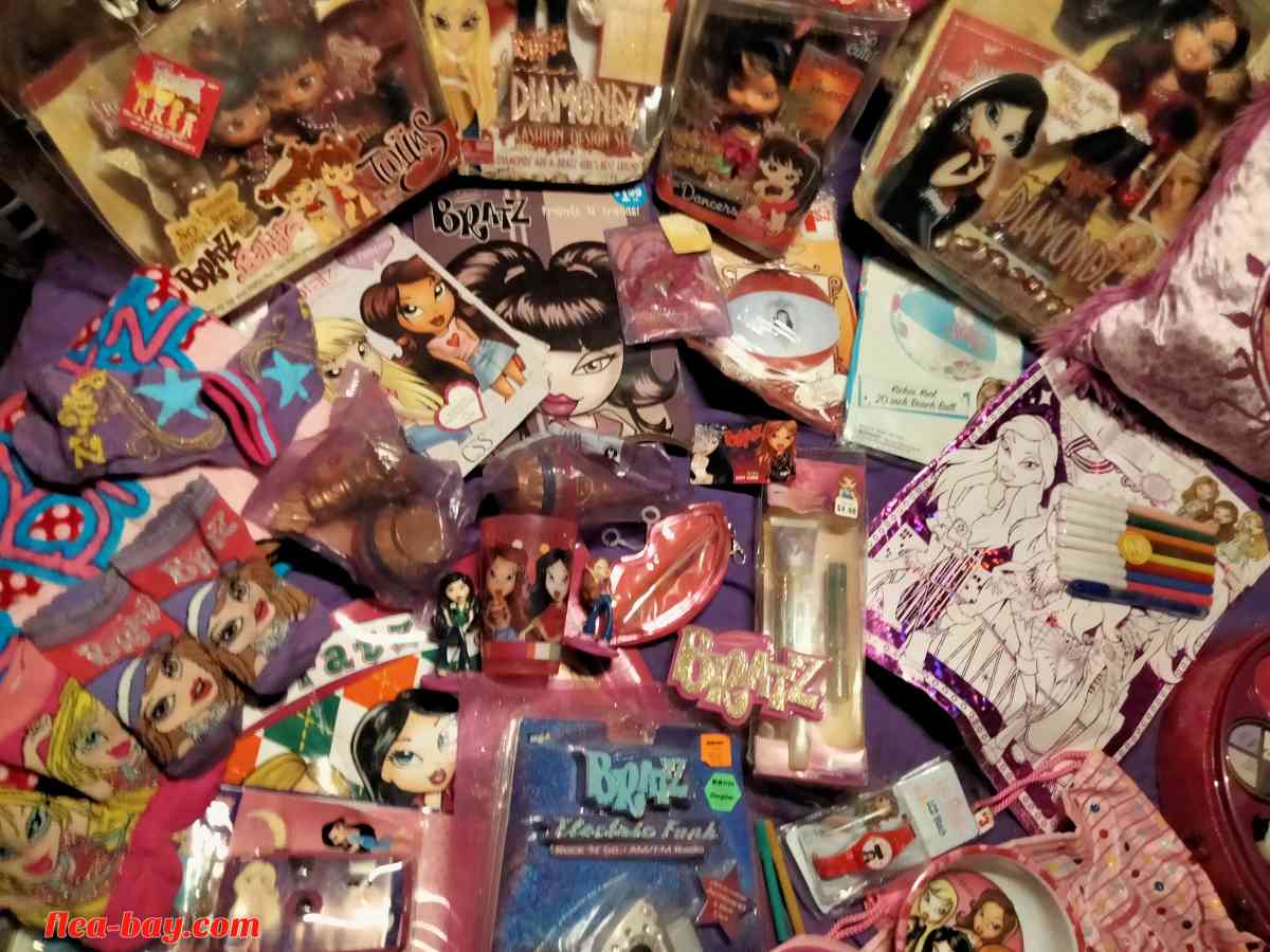 Bratz bundle - Cleburne, Texas