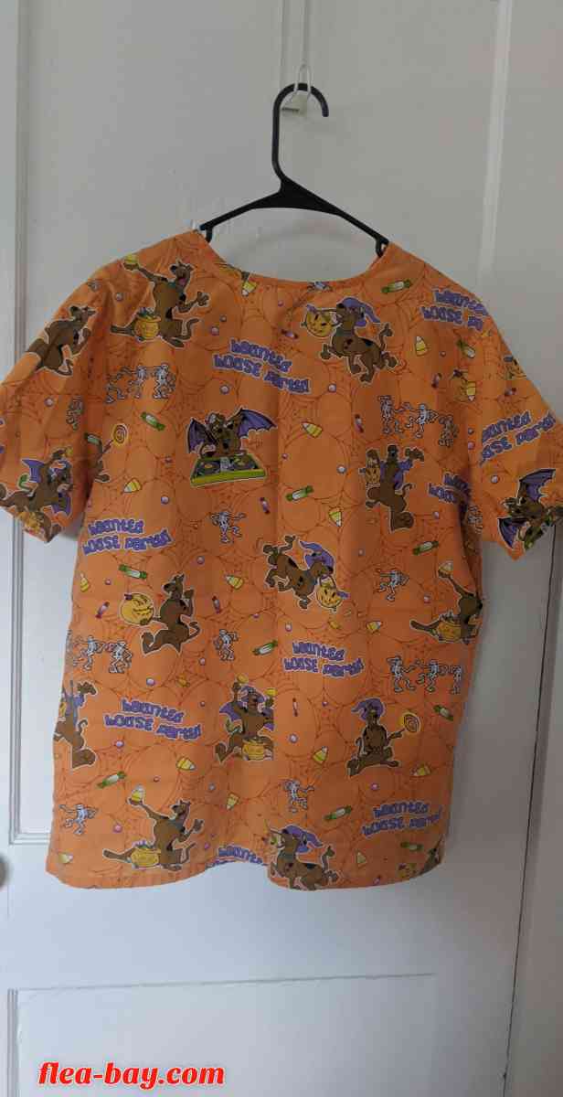 Women's scrub top - Rockford, Illinois - FleaMarketBay