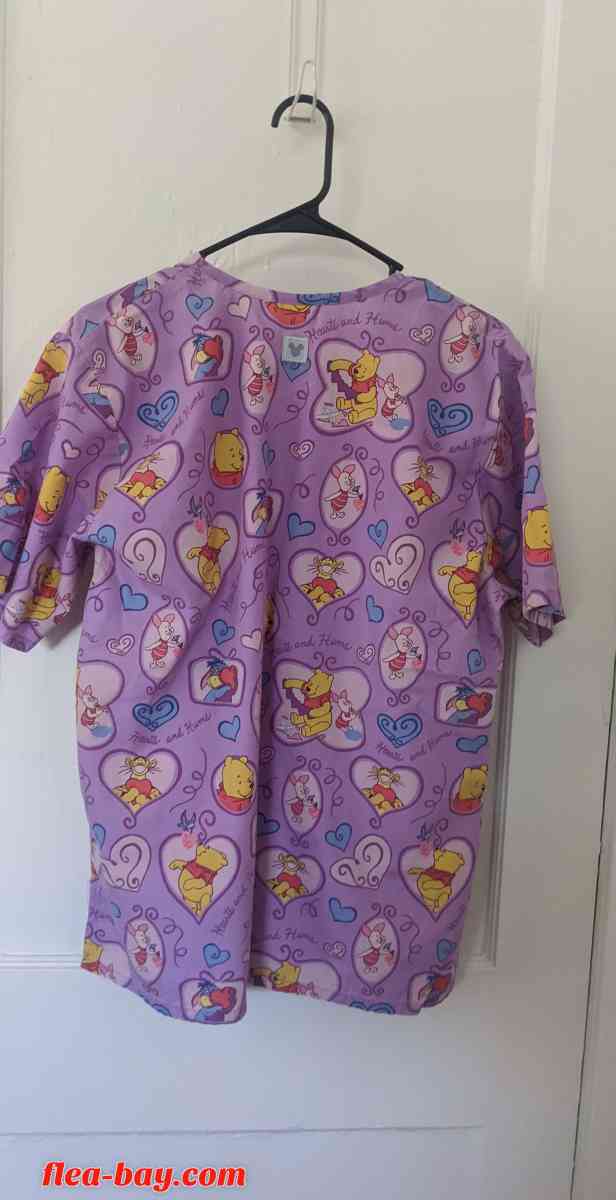 Women's scrub top. - Rockford, Illinois - FleaMarketBay