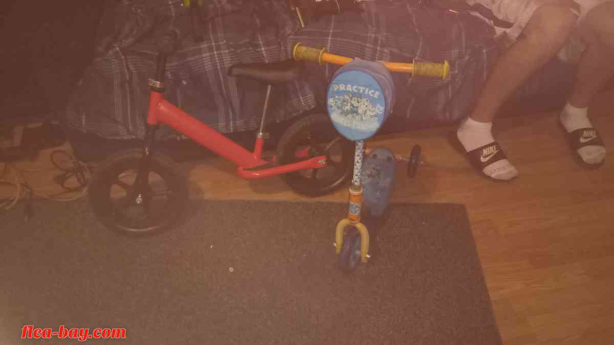 kids strider and scooter - Morrow, Ohio - FleaMarketBay