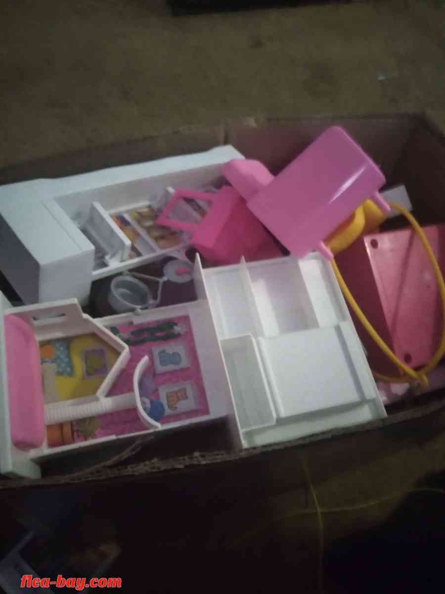 I got all these toys whoever I'm selling them too whoever wa - Girard, Ohio - FleaMarketBay