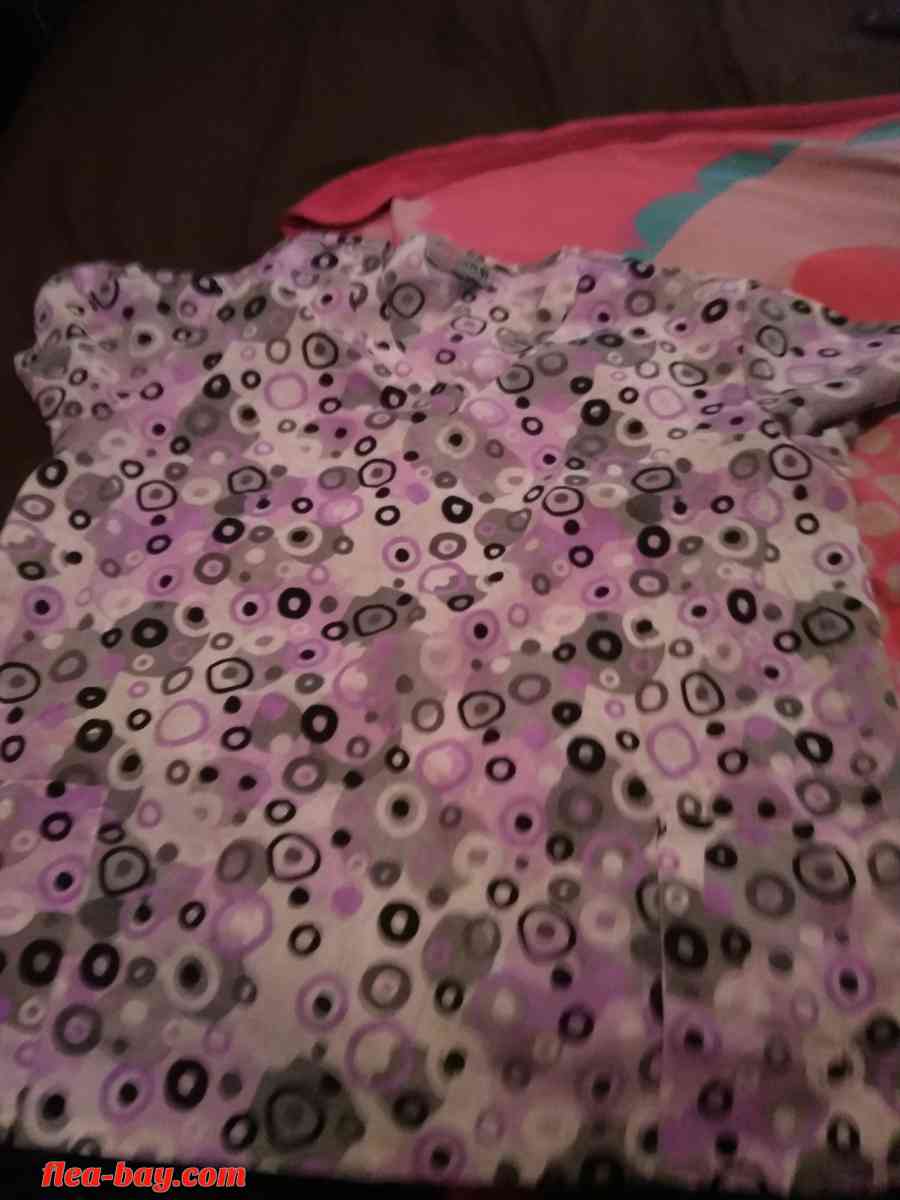 Nurse scrubs Plus Size name your price - Chattanooga, Tennessee - FleaMarketBay