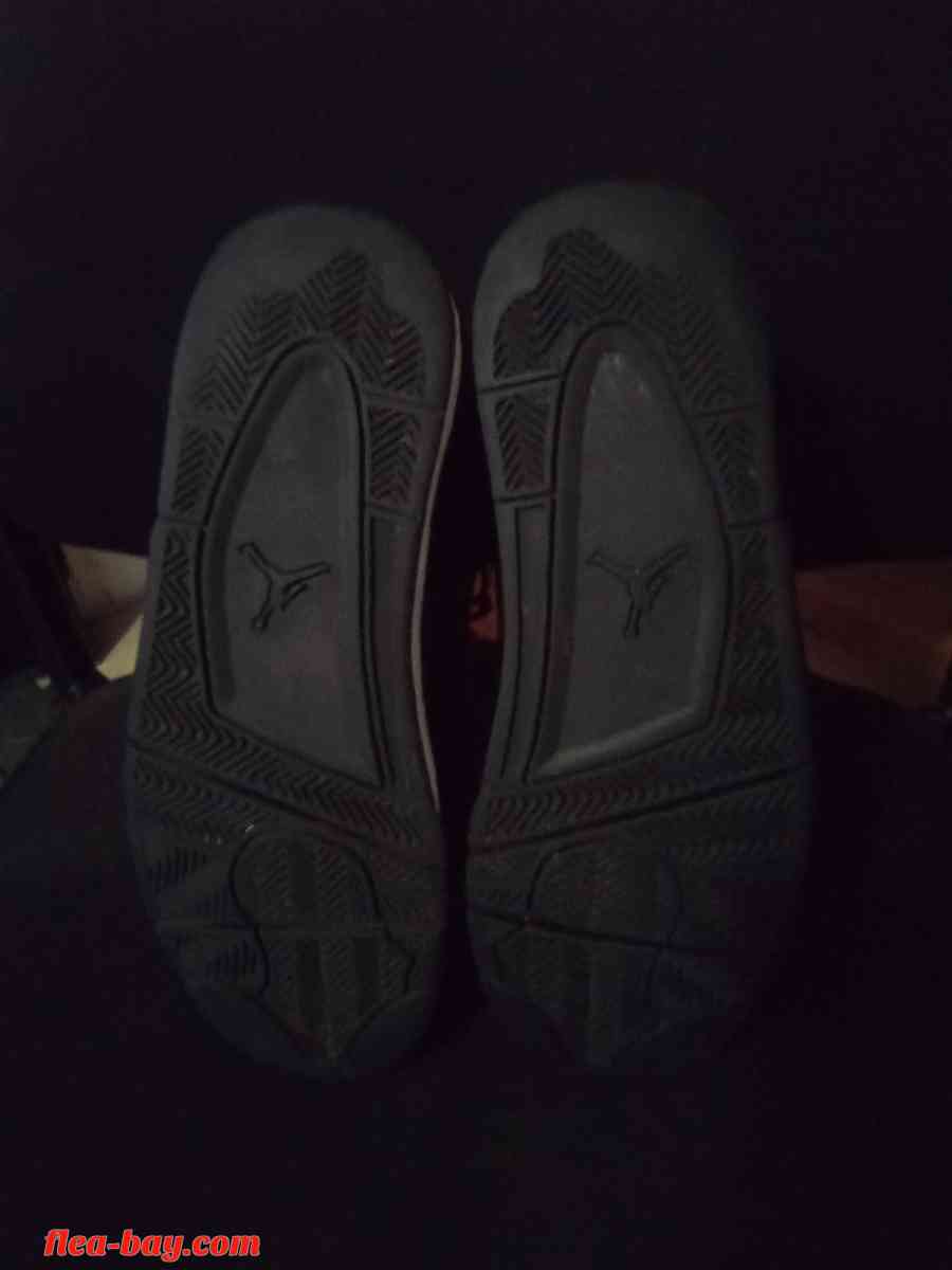 Nike Air Jordans $100 OBO - Stockton, California - FleaMarketBay