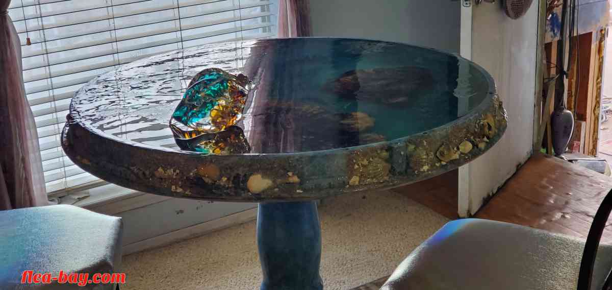 Ocean resin table - Cushing, Oklahoma - FleaMarketBay