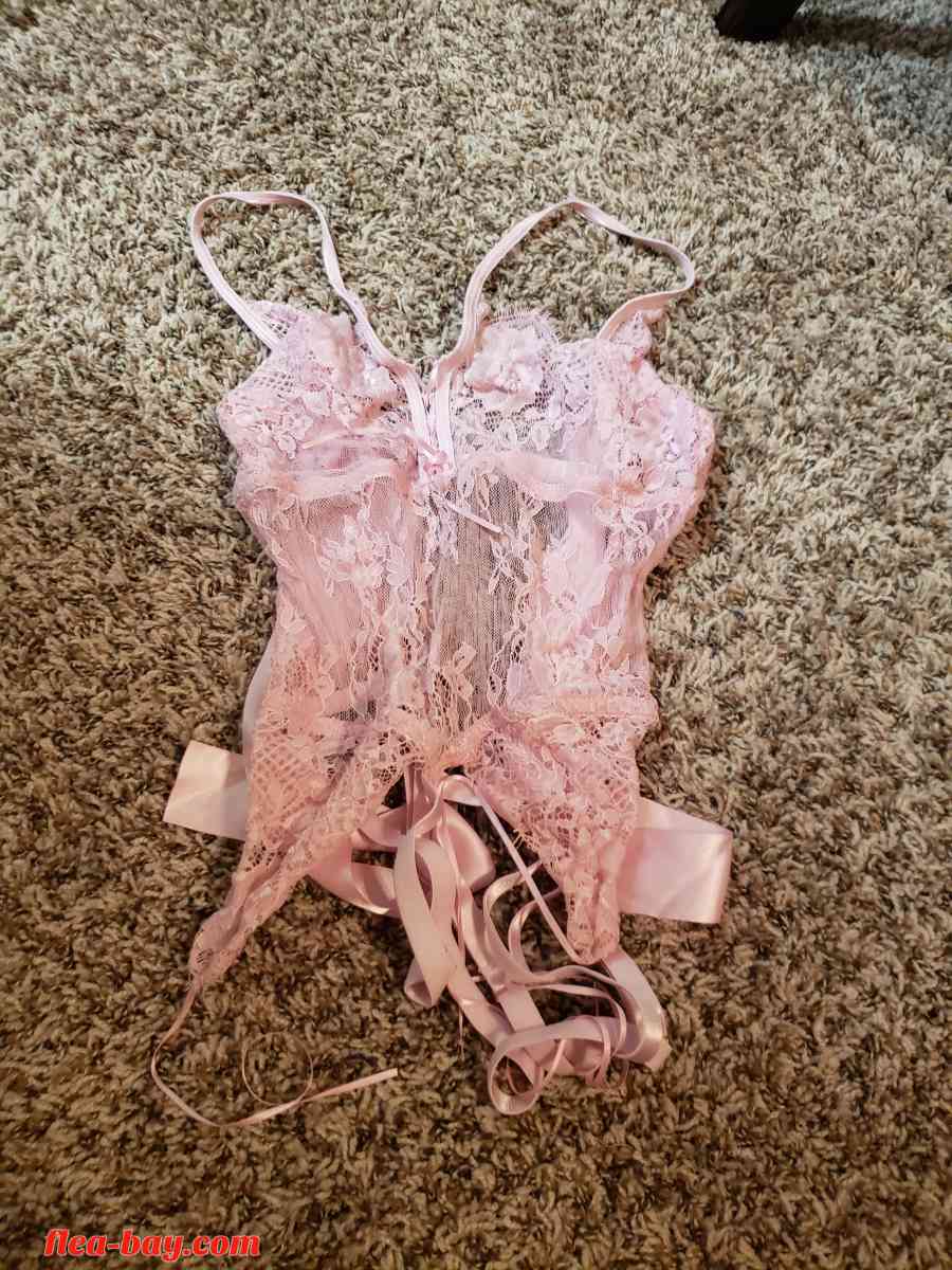 womans langerie - Bowling Green, Kentucky