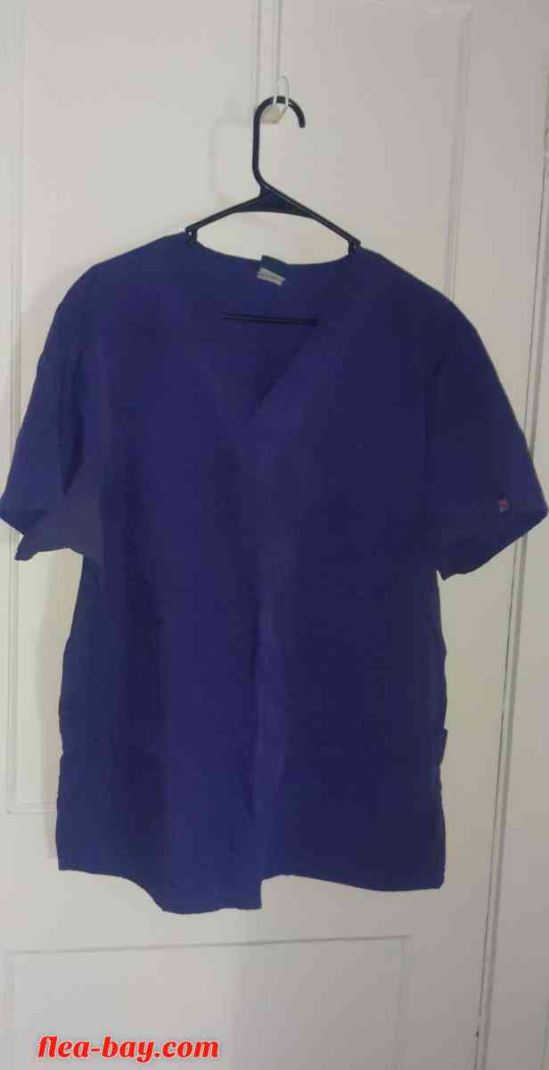 Men's Scrubs. - Rockford, Illinois