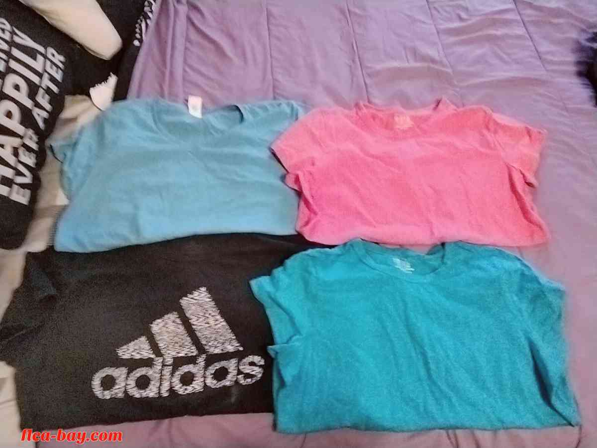 women's clothing - Canton, Ohio - FleaMarketBay